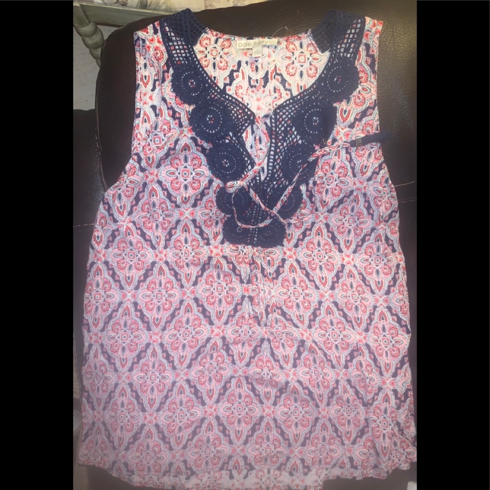 Pale Sky Size Large Sleeveless NWT